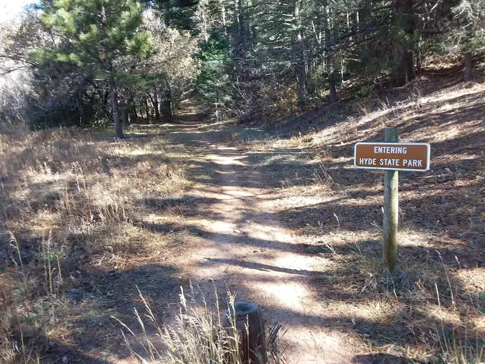 Black Canyon Campground (santa Fe National Forest, Nm) — Trailhead sign.