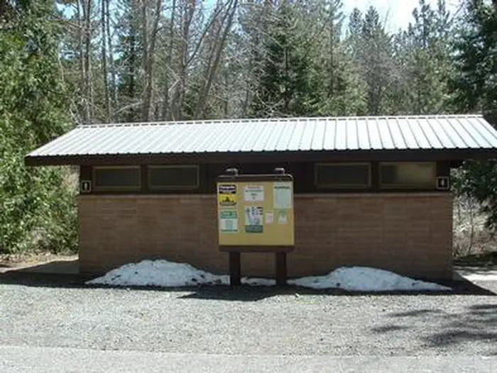 CHILCOOT — CHILCOOT Restroom