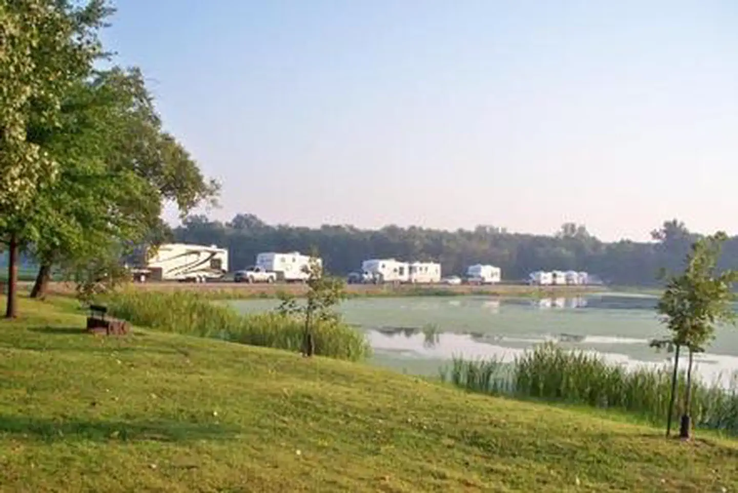 Thomson Causeway — Campers driving into the Thomson Causeway campground.