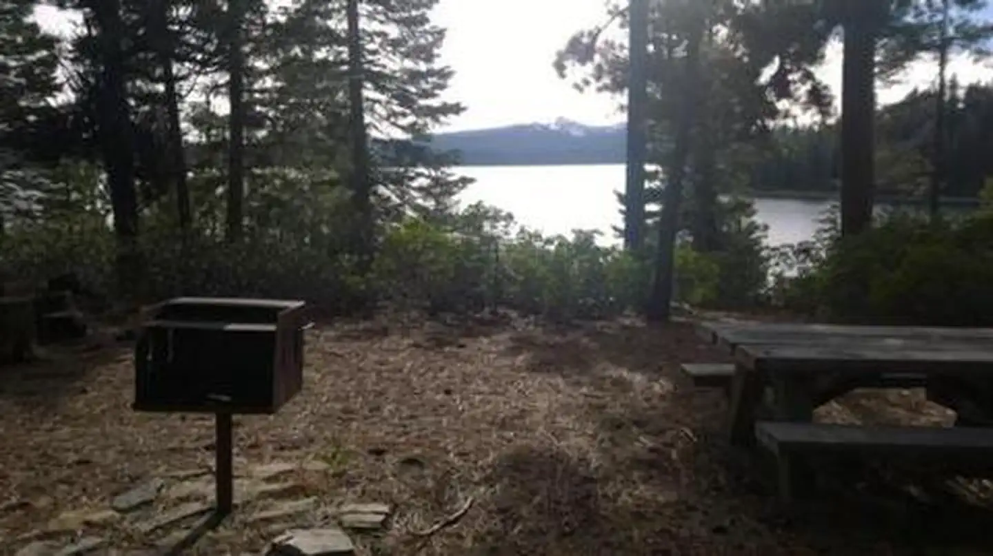 Crescent Lake Guard Station β CRESCENT LAKE GUARD STATION