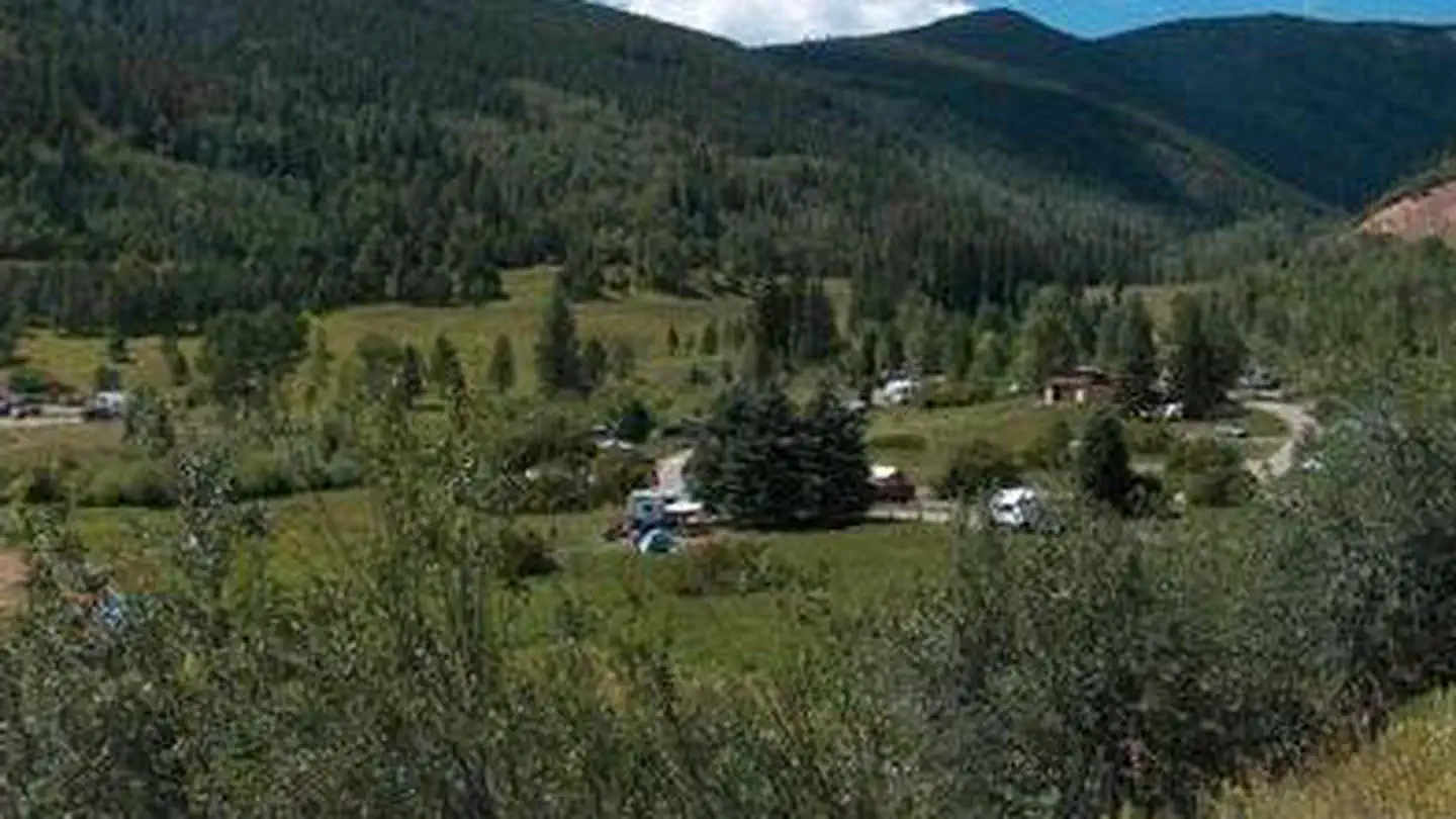 Mollie B_white River