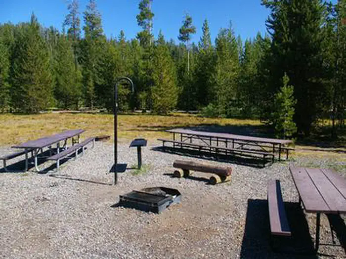 Big Springs Grp. Area - Island Park — BIG SPRINGS GRP. AREA - ISLAND PARK
