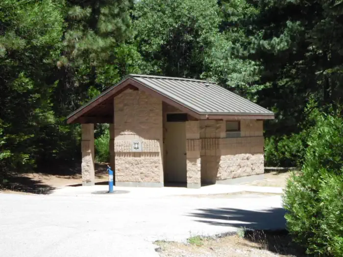 Dogwood — Flush toilets at Dogwood