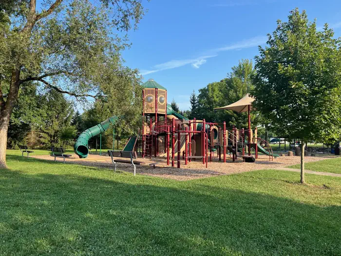 Delaware Lake Damsite Shelters β Delaware Lake Big Kid Playground