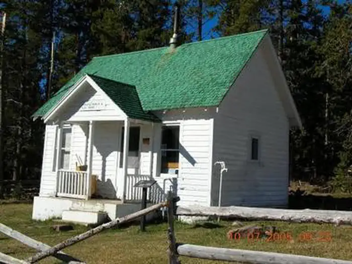 Paradise Guard Station — PARADISE GUARD STATION1