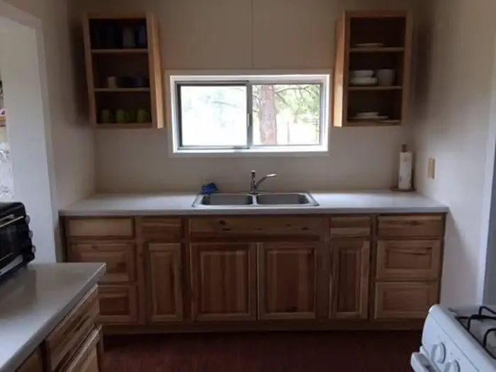 Spring Valley Cabin Bunkhouse — Main cabin kitchen