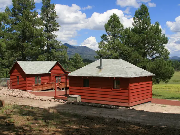 Spring Valley Cabin Bunkhouse — Beautiful Spring Valley Cabin Complex