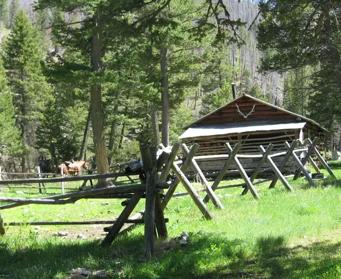 Deer Creek Cabin (mt) — Deer Creek Corral
