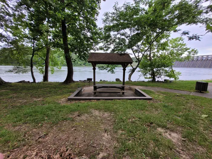 Below Dam South Carolina — Below Dam SC Mini Shelter 4