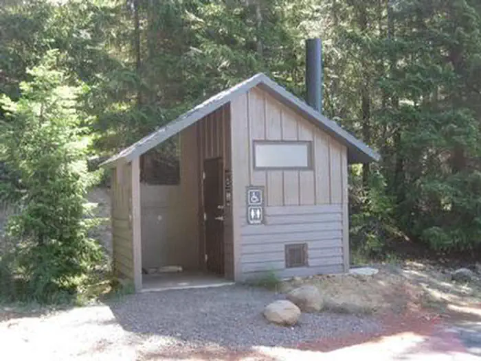 Clear Lake Campground — CLEAR LAKE (OR)5