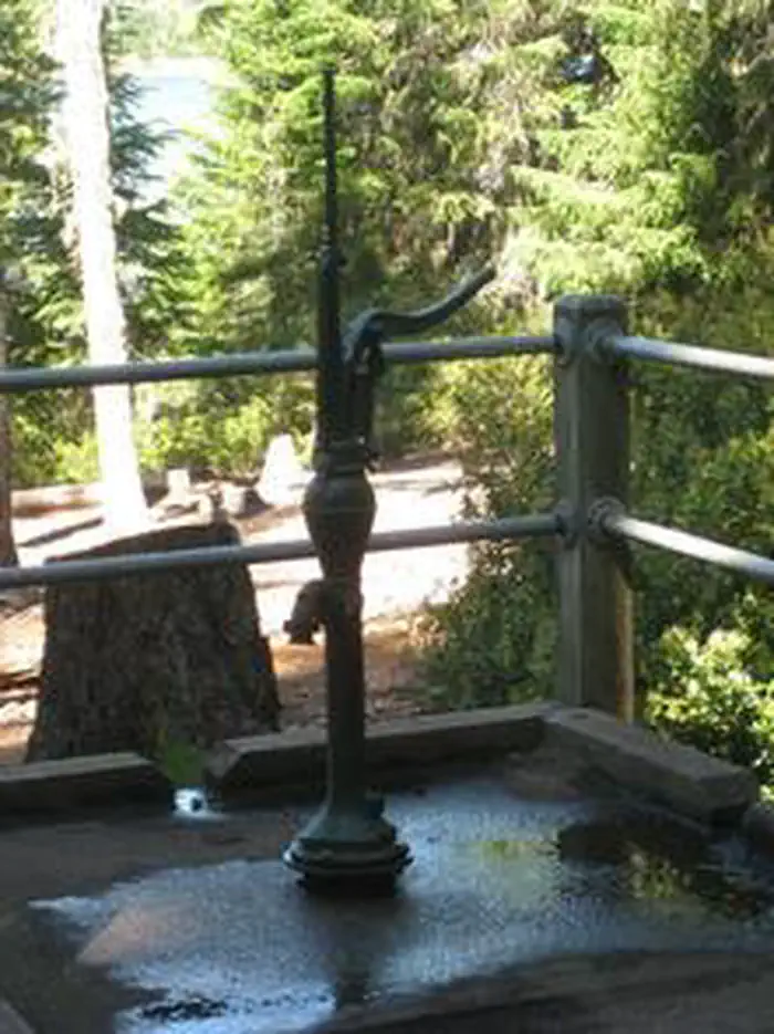 Clear Lake Campground — CLEAR LAKE (OR)1