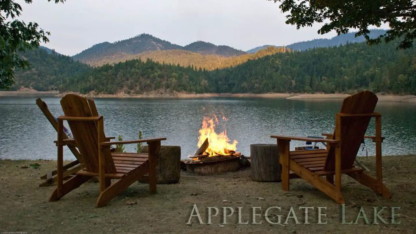 Applegate Lake
