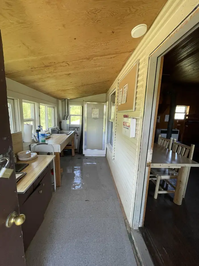 Pebble Guard Station — Mudroom