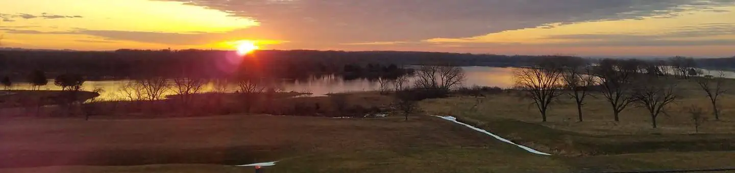 Cottonwood (ne) — Sunrise on Lake Yankton