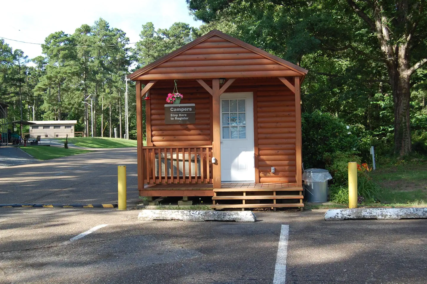 Beard's Bluff Park (ar) β BEARD'S BLUFF PARK GATE SHACK