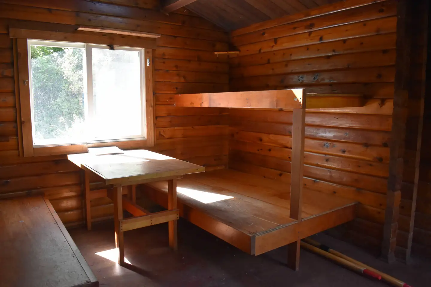 Heckman Lake Cabin β Bunk Area