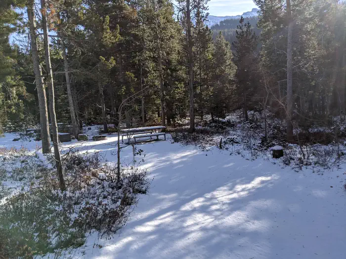 Many Glacier Campground