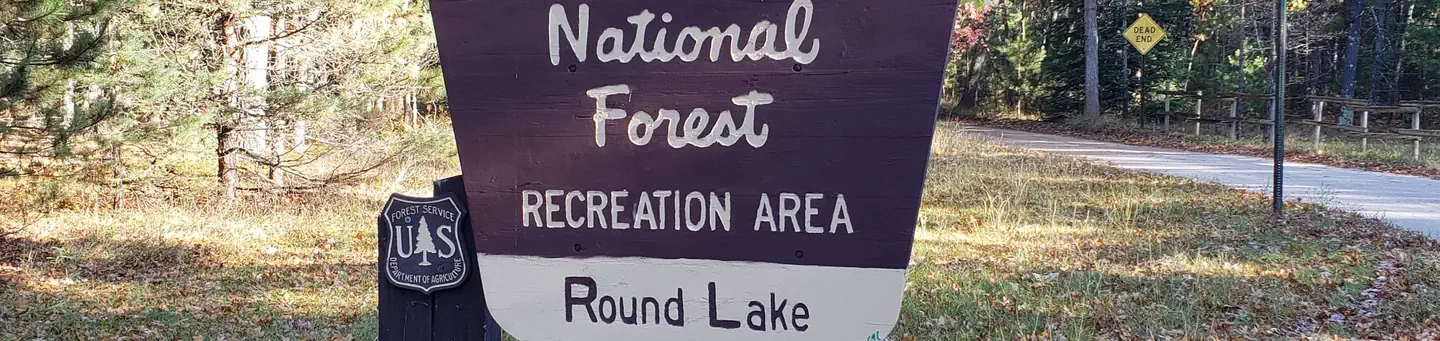 ROUND LAKE