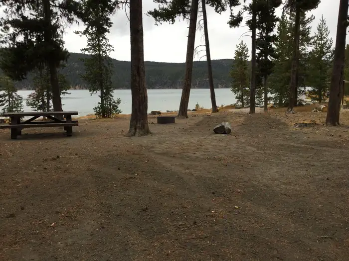 East Lake Campground