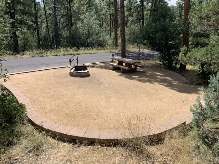 Lynx Lake Campground