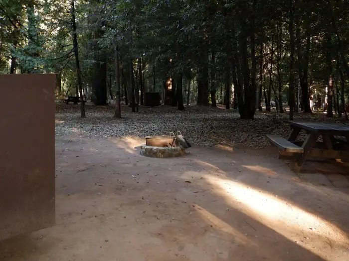 Schoolhouse Campground (ca)