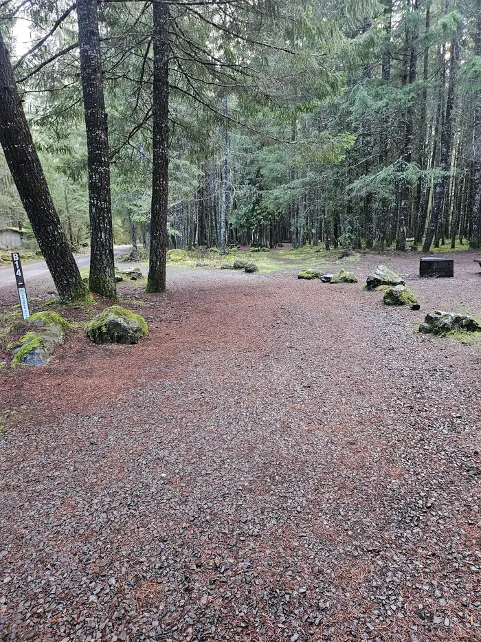Toketee Lake Campground