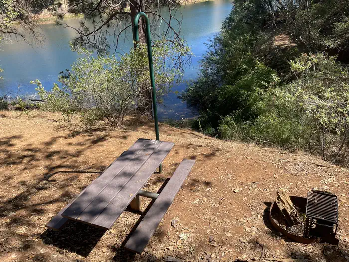 Englebright Lake Boat-In Campground 