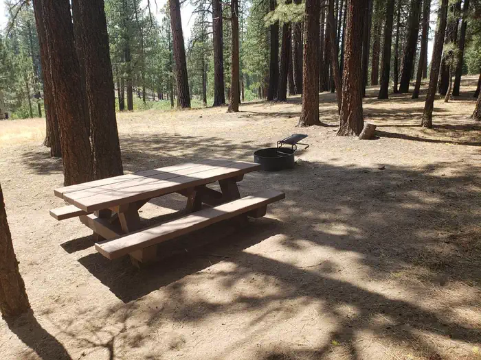 Lone Rock Campground