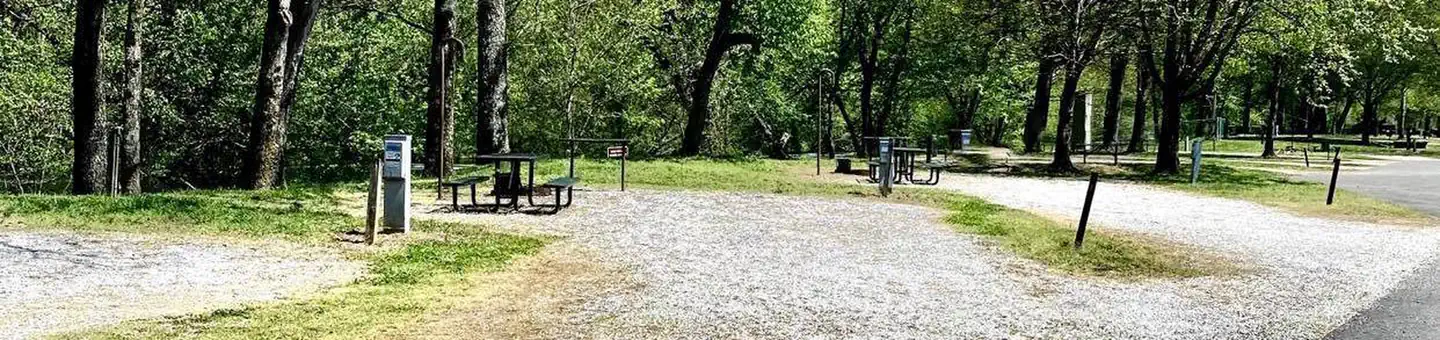COE Buckhorn Lake Tailwater Campground