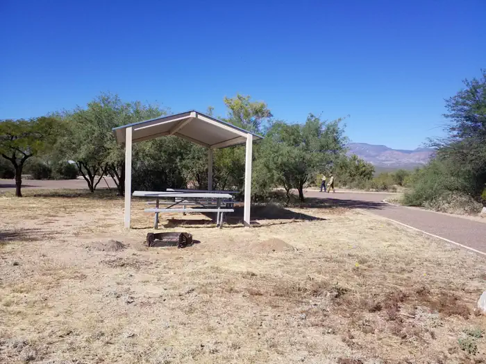Roosevelt Lake - Schoolhouse Point Campground