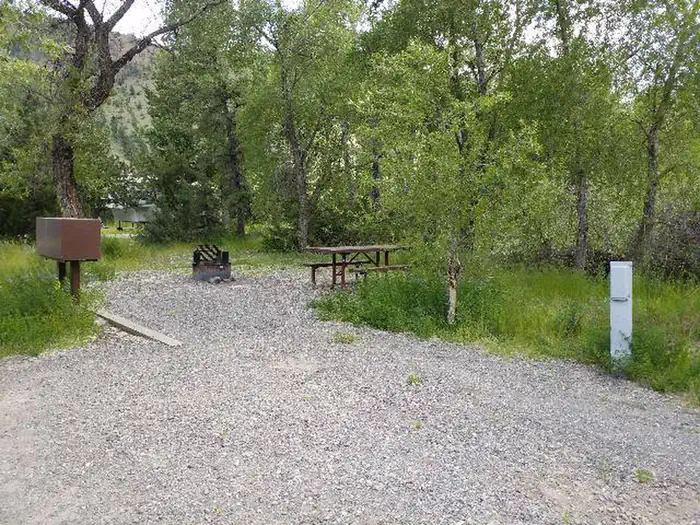 Wapiti Campground