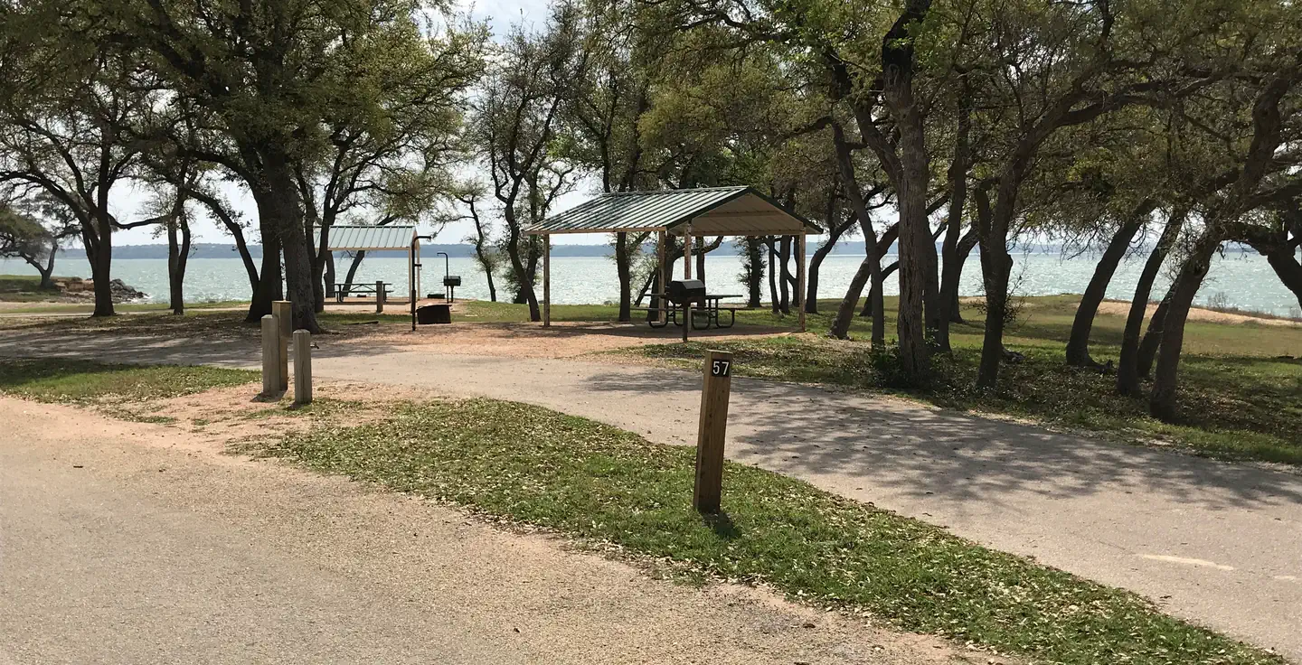 Airport Park - Waco Lake