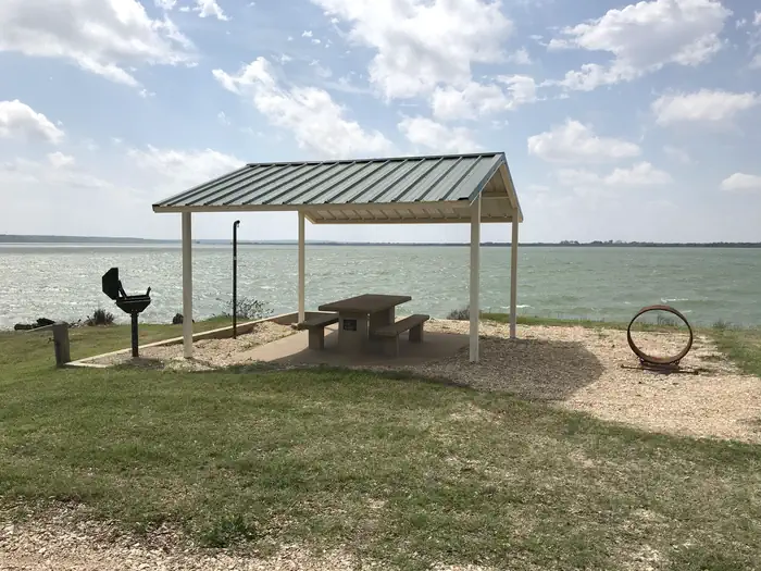 Airport Park - Waco Lake