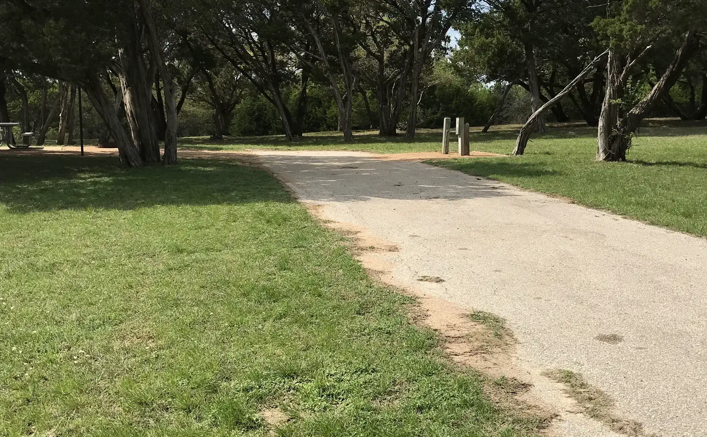 Airport Park - Waco Lake