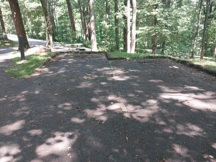 Peaks Of Otter Campground
