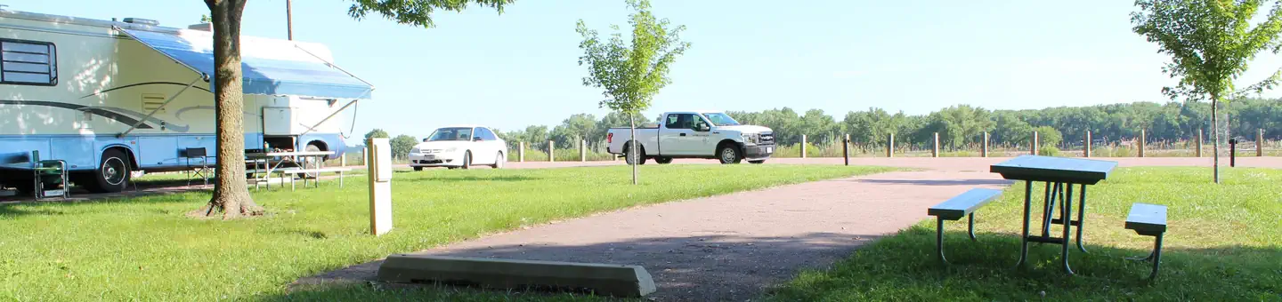 COE Lewis and Clark Lake Nebraska Tailwaters Campground