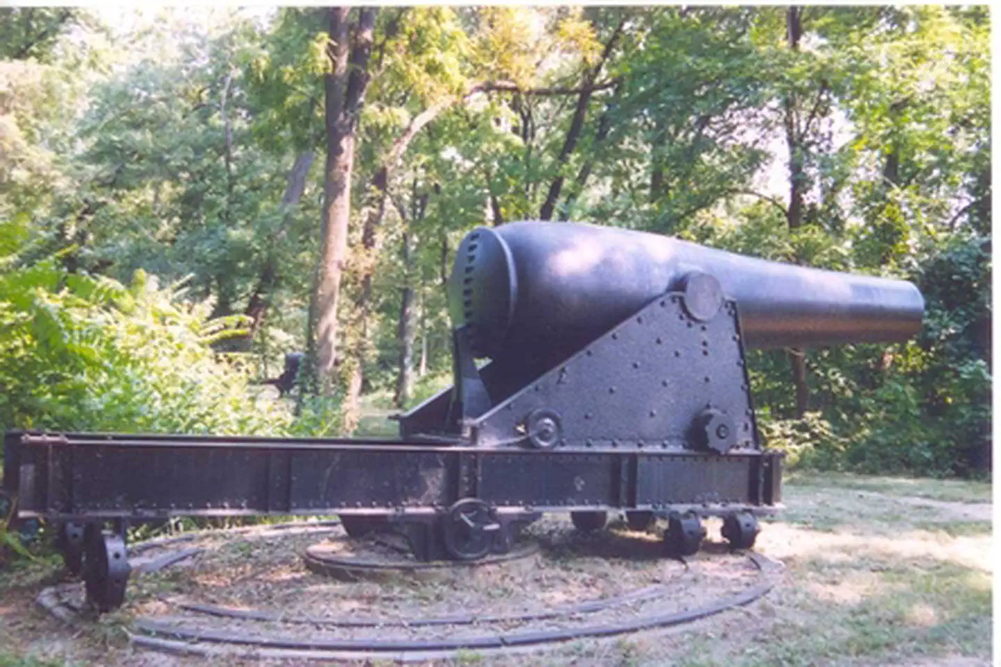 Fort Foote Park — 15-inch Rodman Cannon