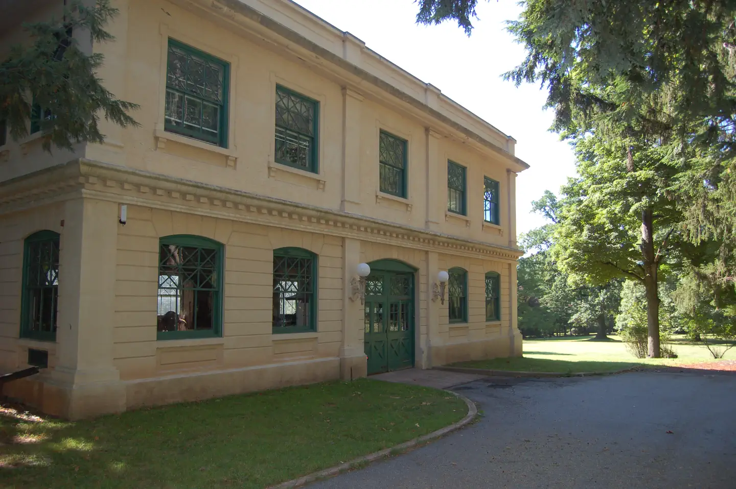 Thomas Edison National Historical Park — Glenmont Garage
