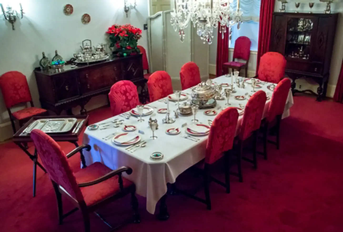 Eisenhower National Historic Site — The Eisenhower dining room decorated for the holidays