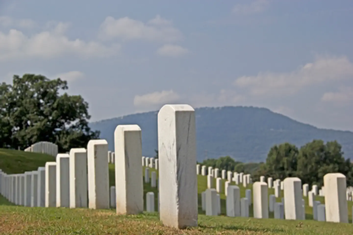 Chickamauga & Chattanooga National Military Park — Lookout Mountain and the National Cemetery