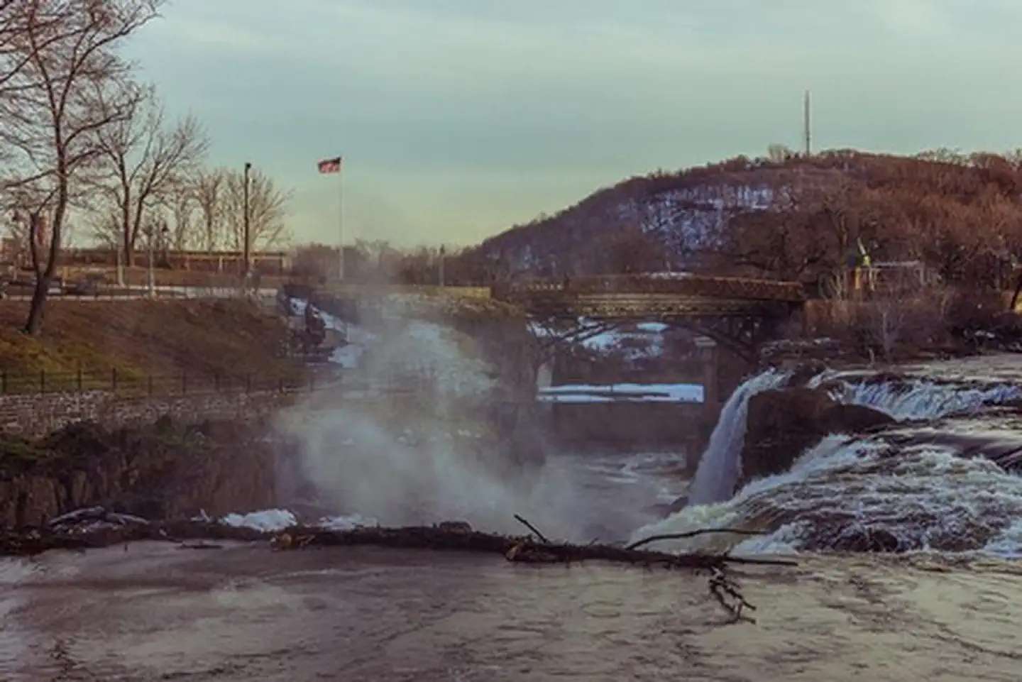 Paterson Great Falls National Historical Park — Misty Overlook