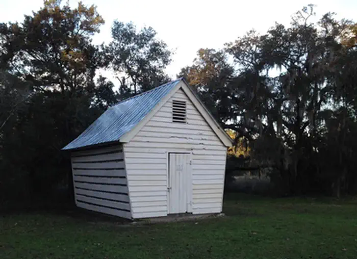 Charles Pinckney National Historic Site — Corn Crib