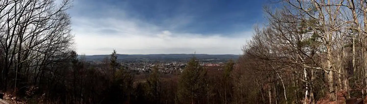 New England National Scenic Trail — Mt Tom Overlook