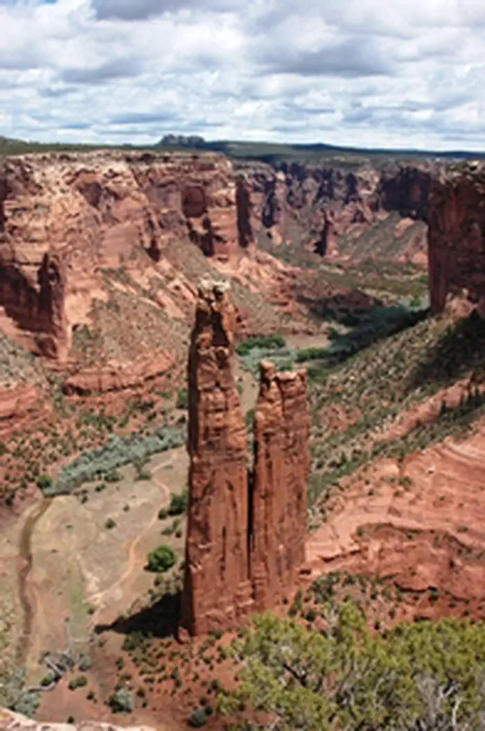 Canyon de Chelly National Monument — Spider Rock