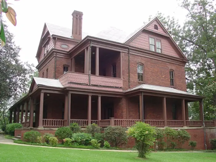 Tuskegee Institute National Historic Site — The Oaks - The Home of Booker T. Washington
