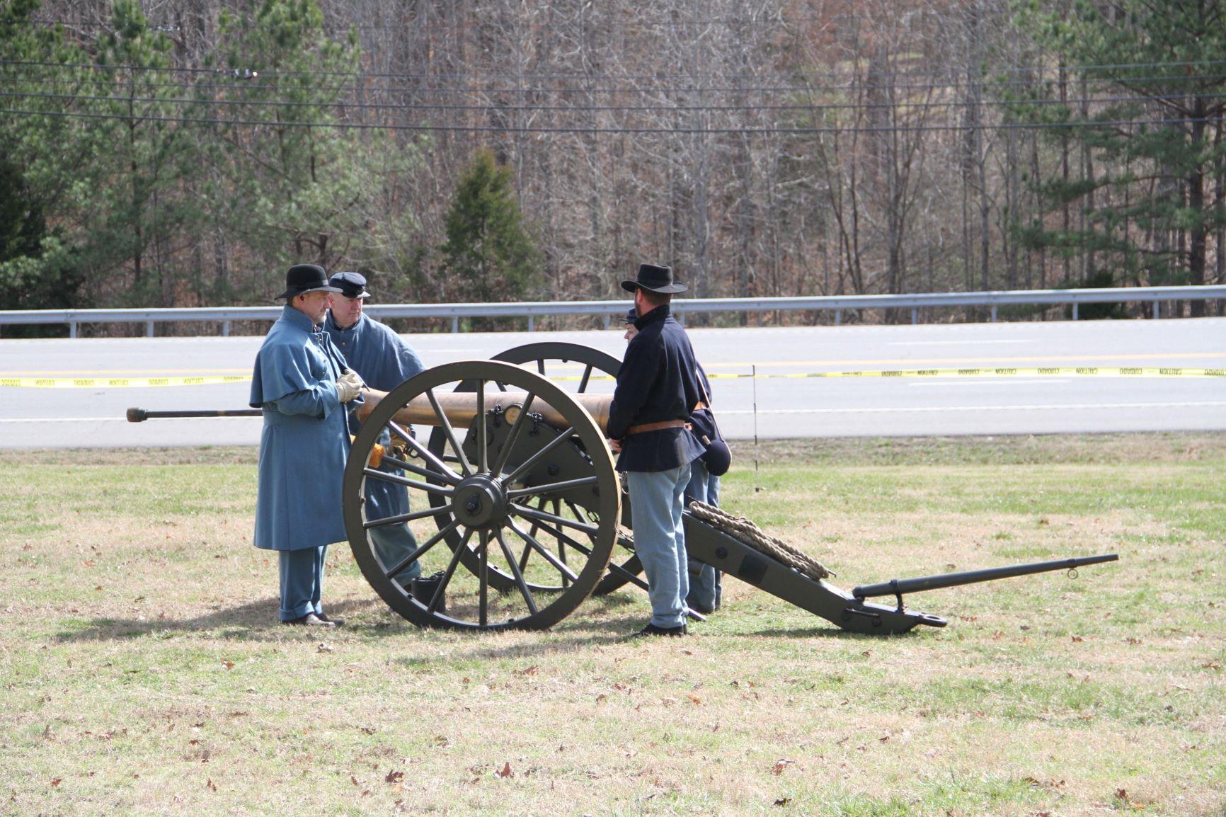 Fort Donelson National Battlefield — Volunteer Cannon Demonstration