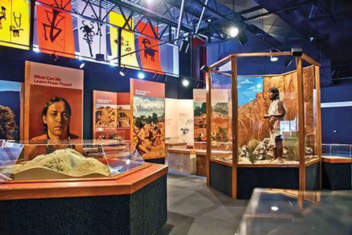 Fremont Indian State Park Museum