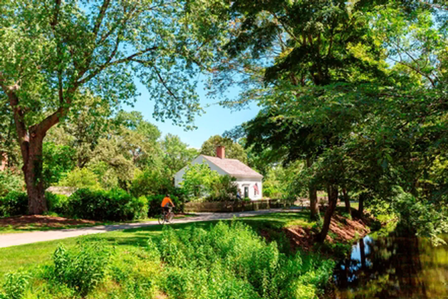 John H. Chafee Blackstone River Valley National Heritage Corridor — Bike path at Kelly House