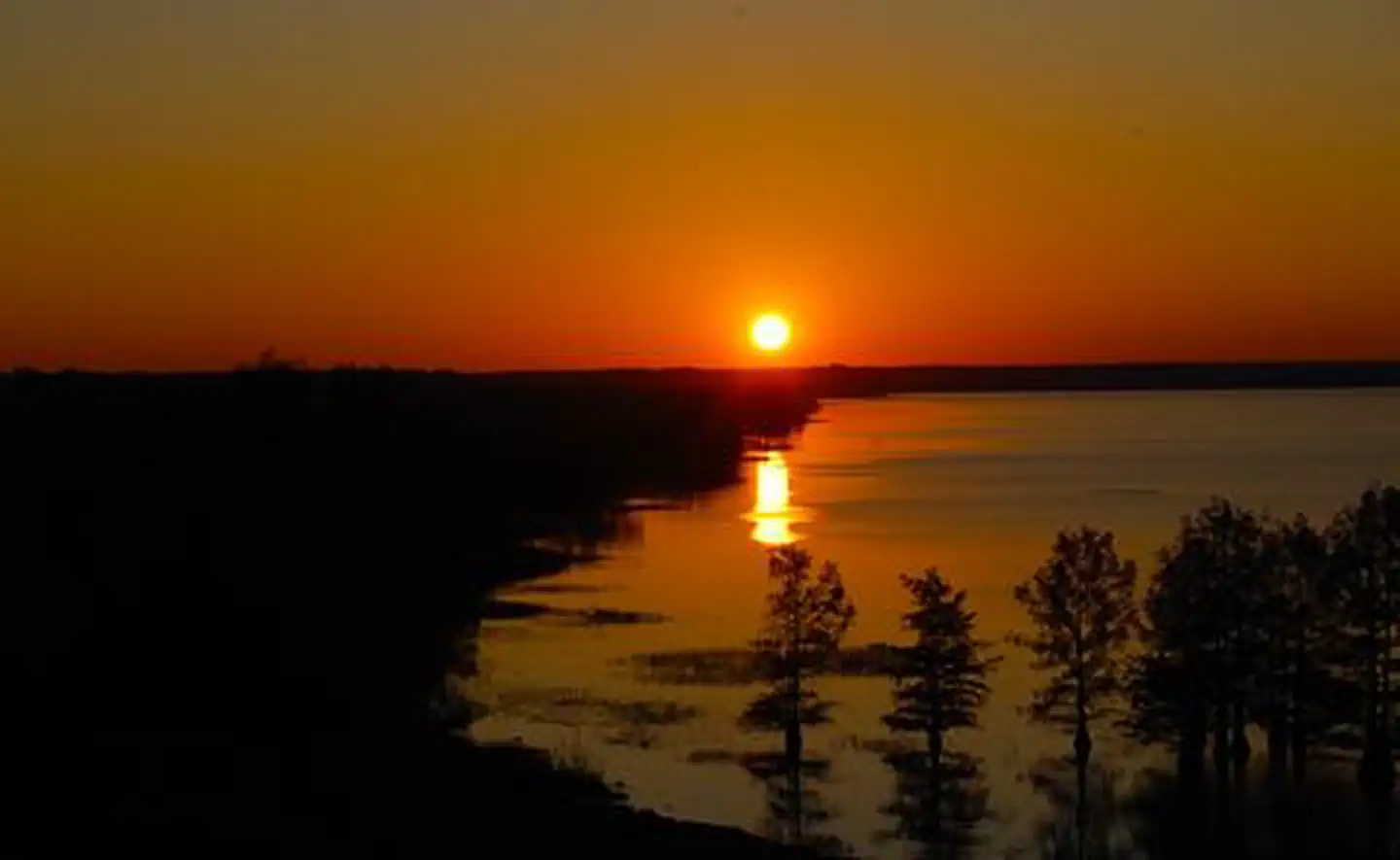Millwood Lake — sunset over the lake