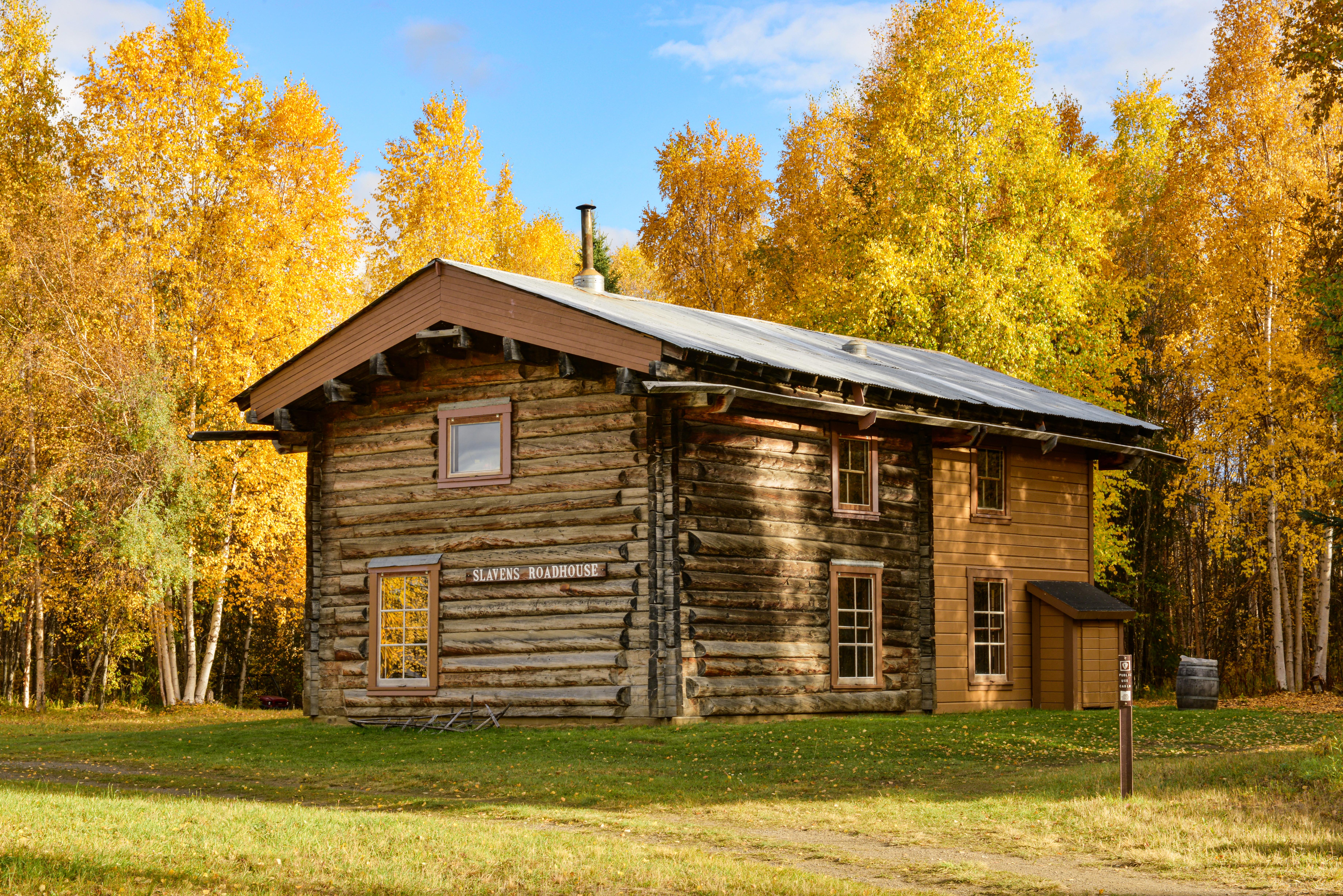 Yukon - Charley Rivers National Preserve — Slaven's Roadhouse during fall colors